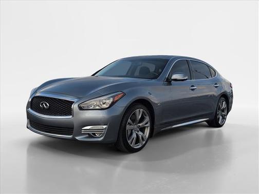 2016 INFINITI Q70L 3.7
