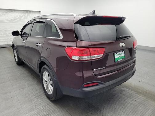 2018 Kia Sorento LX