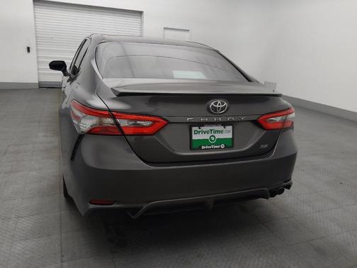Predawn Gray Mica 2018 Toyota Camry SE