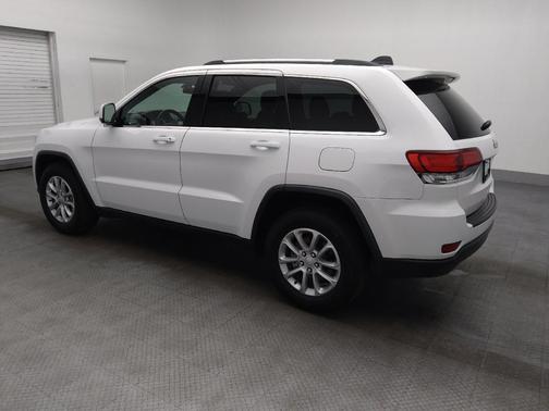 Bright White Clearcoat 2021 Jeep Grand Cherokee Laredo