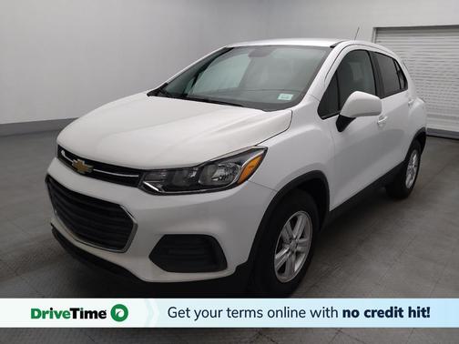 Summit White 2020 Chevrolet Trax LS