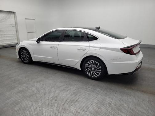 2021 Hyundai SONATA Hybrid Limited