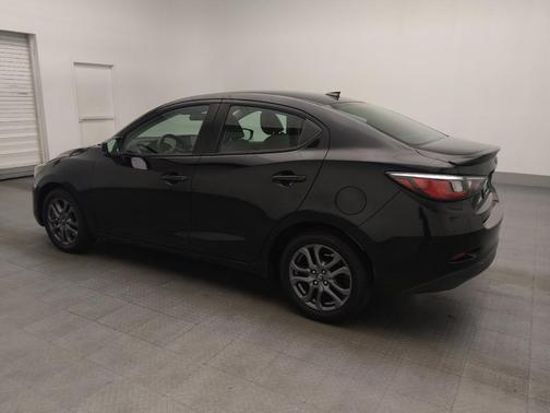 2019 Toyota Yaris Sedan LE