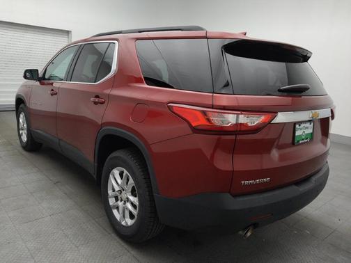 Cajun Red Tintcoat 2021 Chevrolet Traverse LT Cloth