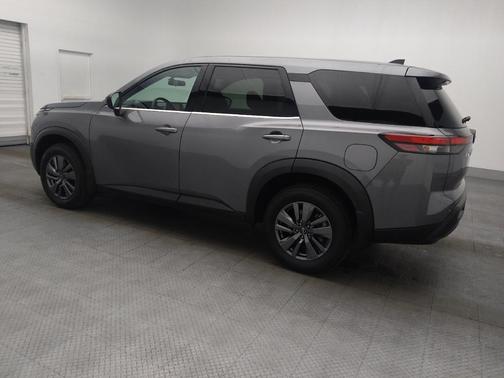 Gun Metallic 2023 Nissan Pathfinder S FWD