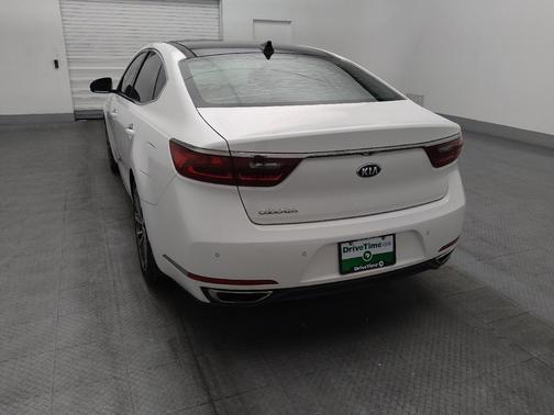 2019 Kia Cadenza Technology