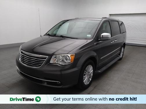 Granite Crystal Metallic Clearcoat 2015 Chrysler Town & Country Limited Platinum