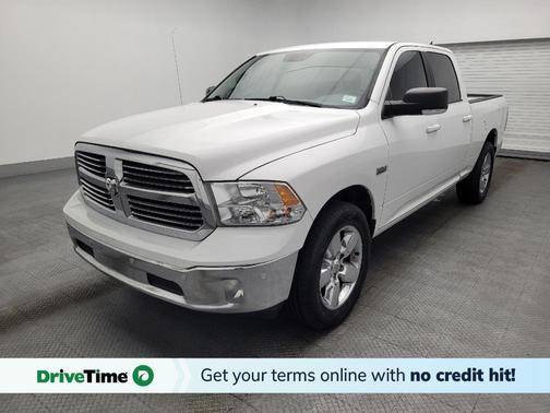 Bright White Clearcoat 2019 RAM 1500 Big Horn