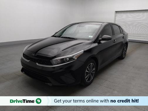 Aurora Black 2024 Kia Forte LXS