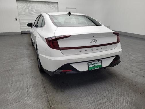 2022 Hyundai SONATA SEL