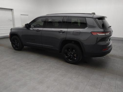 Baltic Gray Metallic Clearcoat 2023 Jeep Grand Cherokee L Altitude