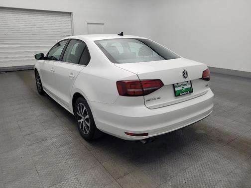 White 2017 Volkswagen Jetta 1.4T SE
