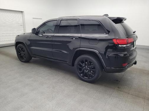 Diamond Black Crystal Pearlcoat 2020 Jeep Grand Cherokee Altitude