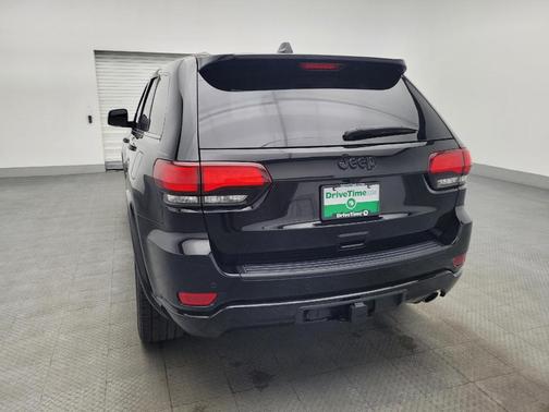 Diamond Black Crystal Pearlcoat 2020 Jeep Grand Cherokee Altitude