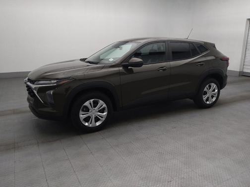 Harvest Bronze Metallic 2024 Chevrolet Trax LS