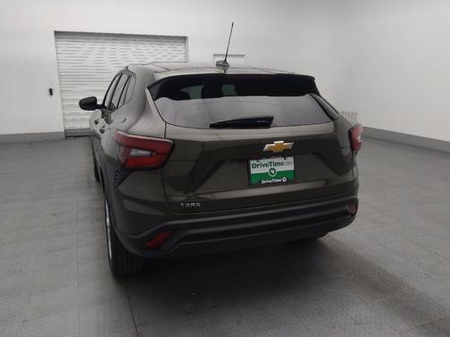 Harvest Bronze Metallic 2024 Chevrolet Trax LS