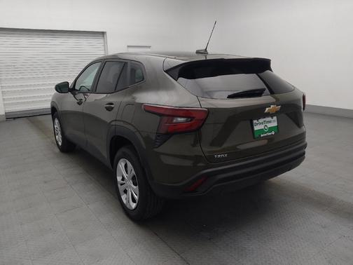 Harvest Bronze Metallic 2024 Chevrolet Trax LS