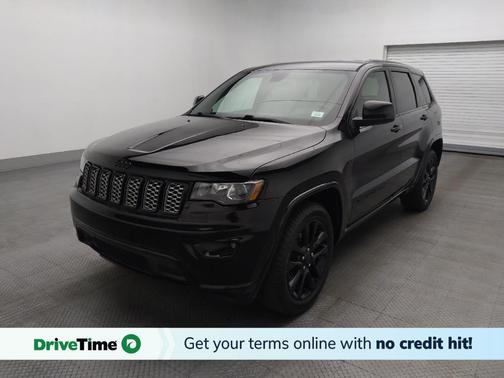 Diamond Black Crystal Pearlcoat 2018 Jeep Grand Cherokee Altitude