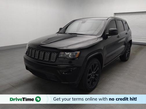 Diamond Black Crystal Pearlcoat 2021 Jeep Grand Cherokee Laredo