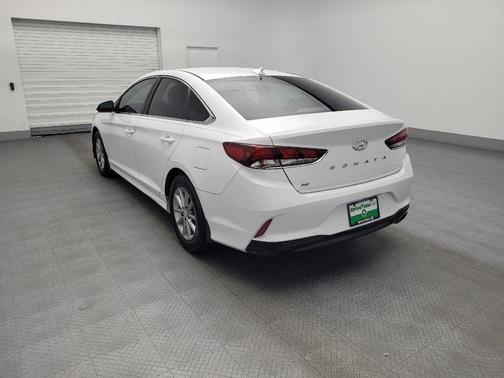2018 Hyundai SONATA SE