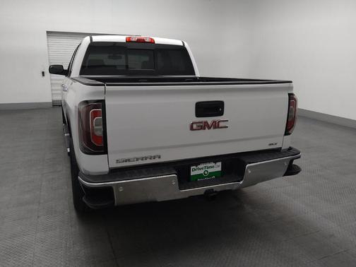 White 2018 GMC Sierra 1500 SLT