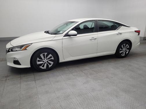 Glacier White 2020 Nissan Altima S FWD