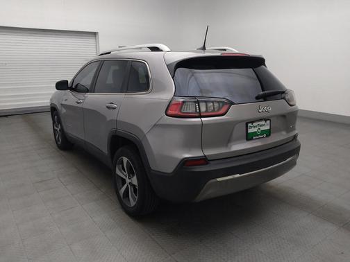 Silver 2019 Jeep Cherokee Limited