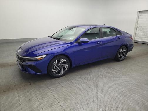 2025 Hyundai ELANTRA SEL