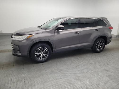 2019 Toyota Highlander LE I4