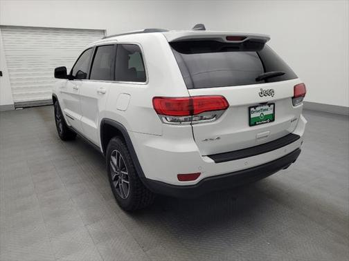 2019 Jeep Grand Cherokee Laredo