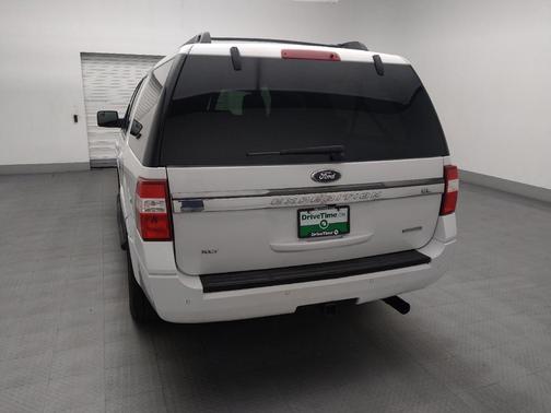 White 2016 Ford Expedition EL XLT
