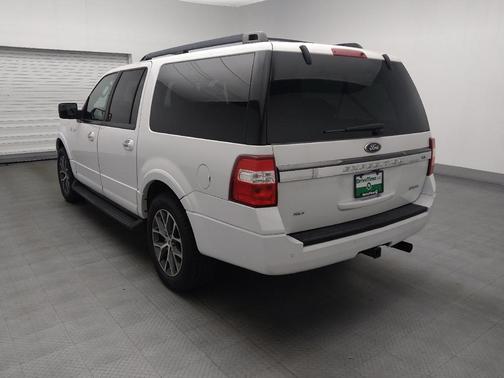 White 2016 Ford Expedition EL XLT