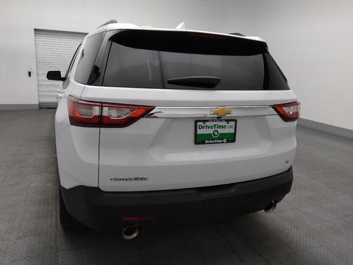 White 2019 Chevrolet Traverse LT Cloth