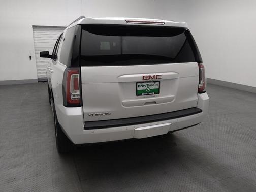 White 2017 GMC Yukon SLT