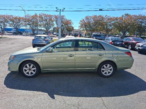 2008 Toyota Avalon XLS