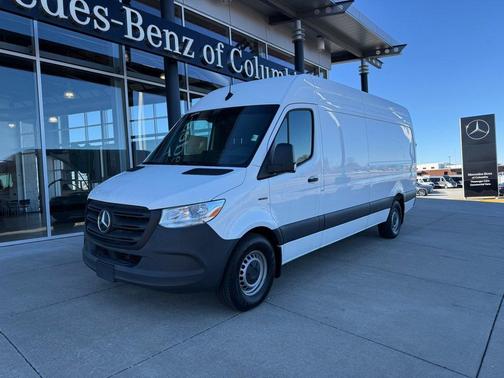 2024 Mercedes-Benz eSprinter 2500 Cargo 170 WB
