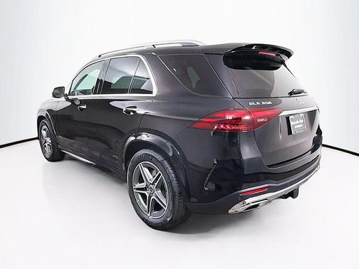 Black 2026 Mercedes-Benz GLE 350 4MATIC