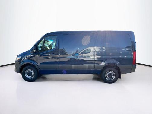 2025 Mercedes-Benz Sprinter 2500 Standard Roof