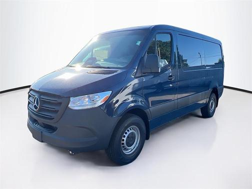 2025 Mercedes-Benz Sprinter 2500 Standard Roof