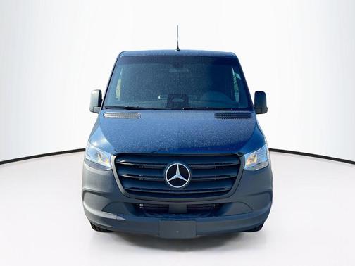 2025 Mercedes-Benz Sprinter 2500 Standard Roof