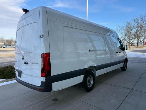 2025 Mercedes-Benz Sprinter 3500XD High Roof