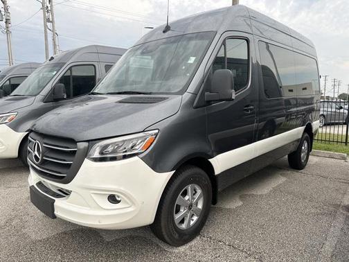 2023 Mercedes-Benz Sprinter 2500 Standard Roof
