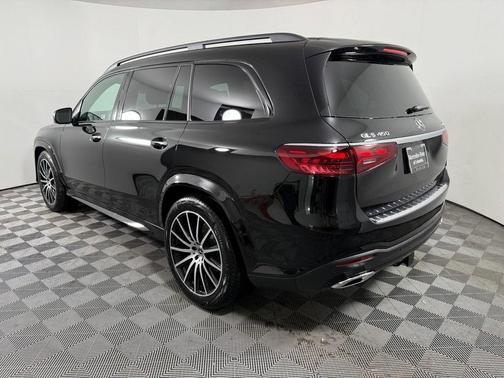 2025 Mercedes-Benz GLS 450 4MATIC