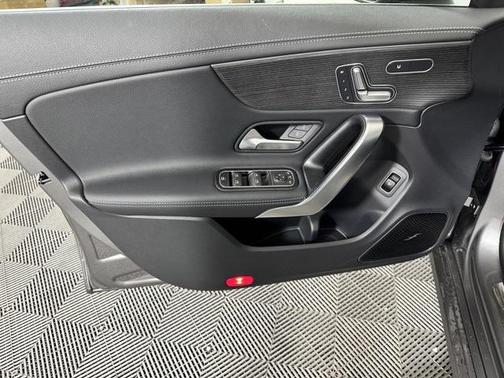 2023 Mercedes-Benz CLA 250 4MATIC
