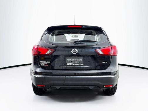 2018 Nissan Rogue Sport S