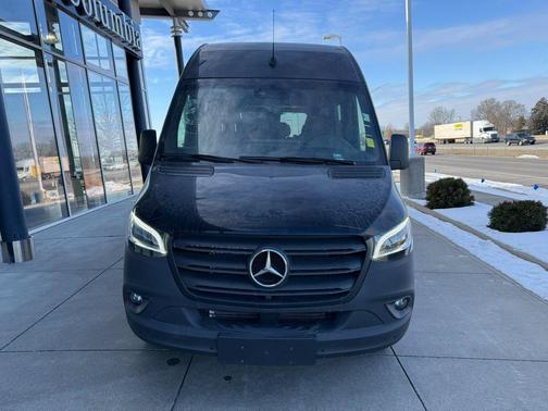 2024 Mercedes-Benz Sprinter 2500 Standard Roof