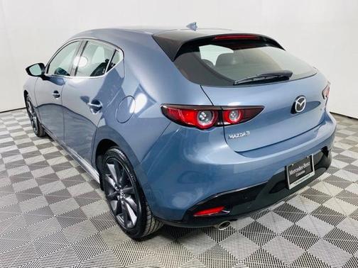 Photo 5 of 30 of 2020 Mazda Mazda3 FWD w/Premium Package