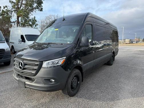 2024 Mercedes-Benz Sprinter 2500 Cargo 170 WB