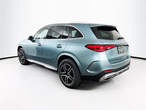 2026 Mercedes-Benz GLC 300 4MATIC