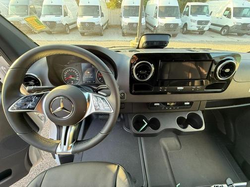 2025 Mercedes-Benz Sprinter 3500XD High Roof